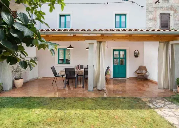 Feriehus Unit_type_terraced_house With Bbq In 54588